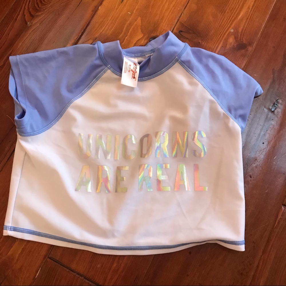 Cropped Rash Guard “Unicorns are Real”